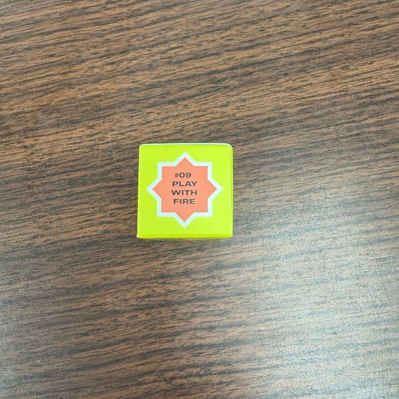 YouthForia Dewy Gloss Play With Fire - Picture 2 of 2